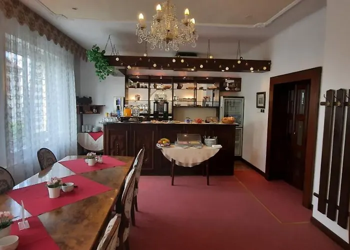 Hotel Excellent 3*