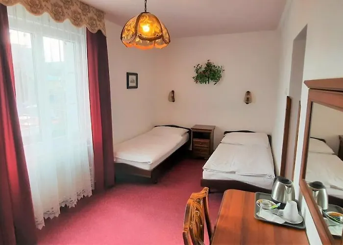 엑설런트 호텔 3*