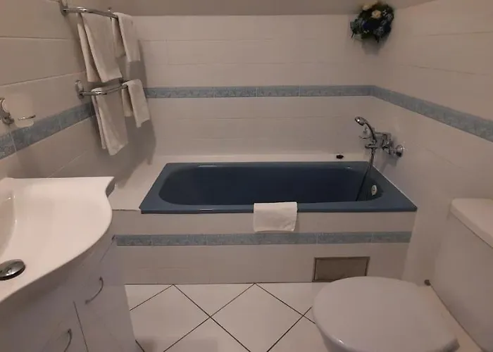 Excellent 3* Praga