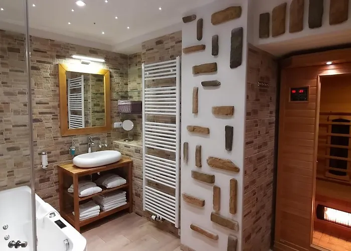 Hotel Excellent 3*
