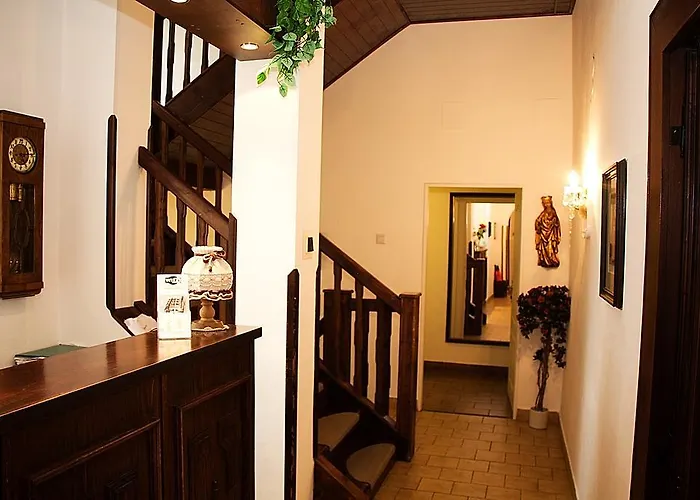 호텔 엑설런트 프라하