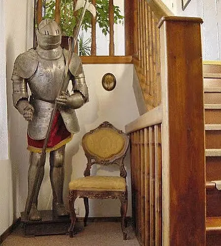 엑설런트 호텔 3*